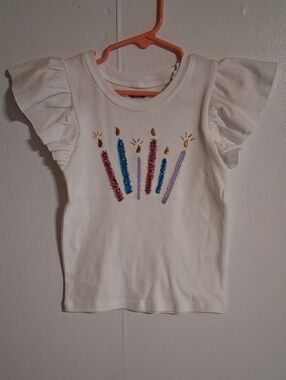 NWT Mudpie Girls White Flutter Sleeve Tee with Glitter Candle Design